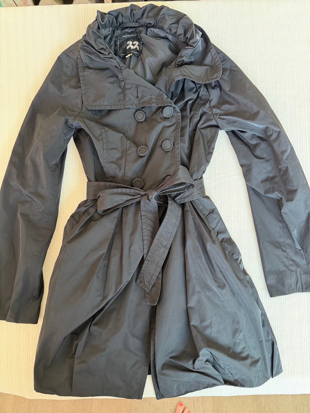 22 Octobre Black Double Breasted Ruffle Collar Trench Coat